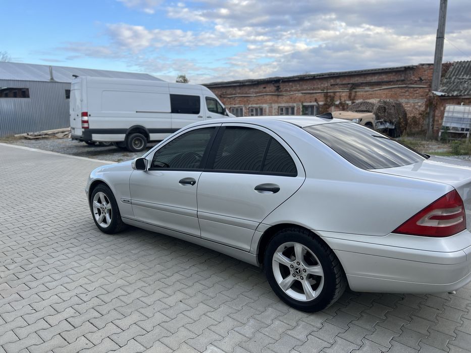 Продам Mersedes-Bens C270
