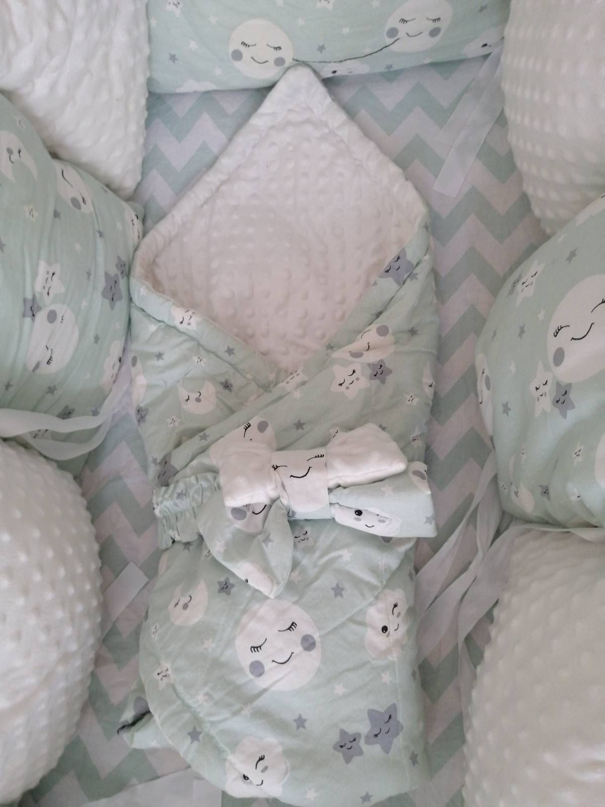 Комплект детского постельного белья с защитным подушками