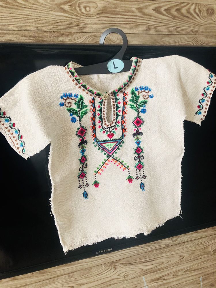 Сорочка  вишиванка хрестиком льон дитяча на 1-2 роки ручна робота