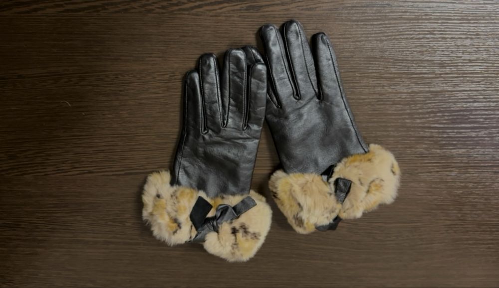 Стильні жіночі рукавички