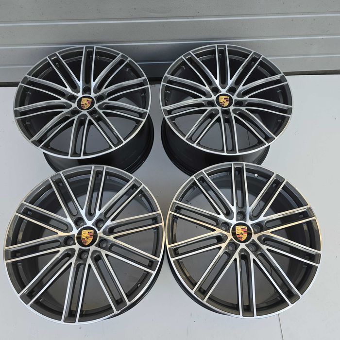 Felgi aluminiowe PORSCHE PANAMERA 971 5X130 21'' ET69 11.5 4X