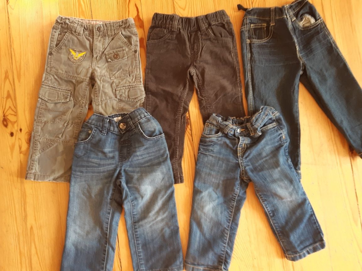 Pięć par spodni dla chłopca w wieku 2-3 lat r 98 - 104