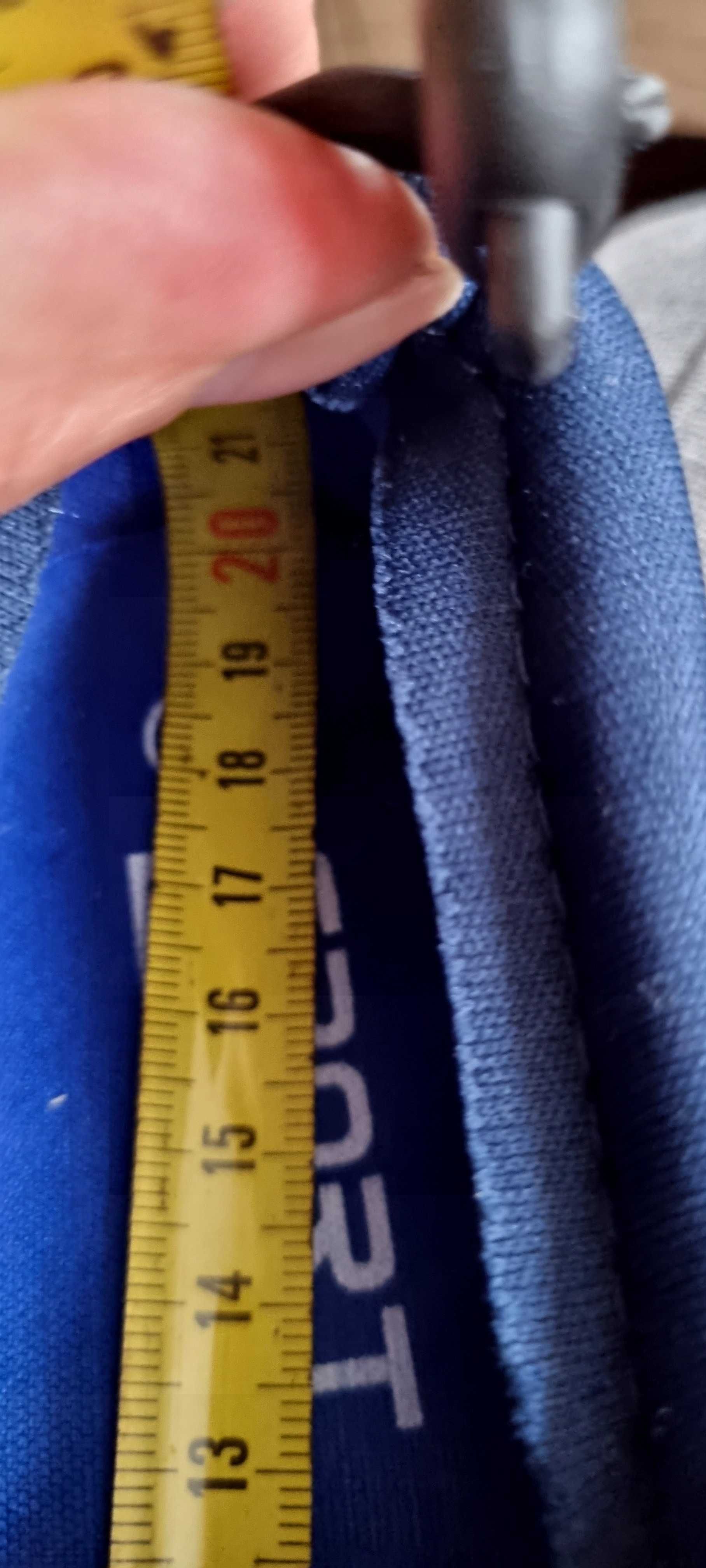 Buty do pływania 33