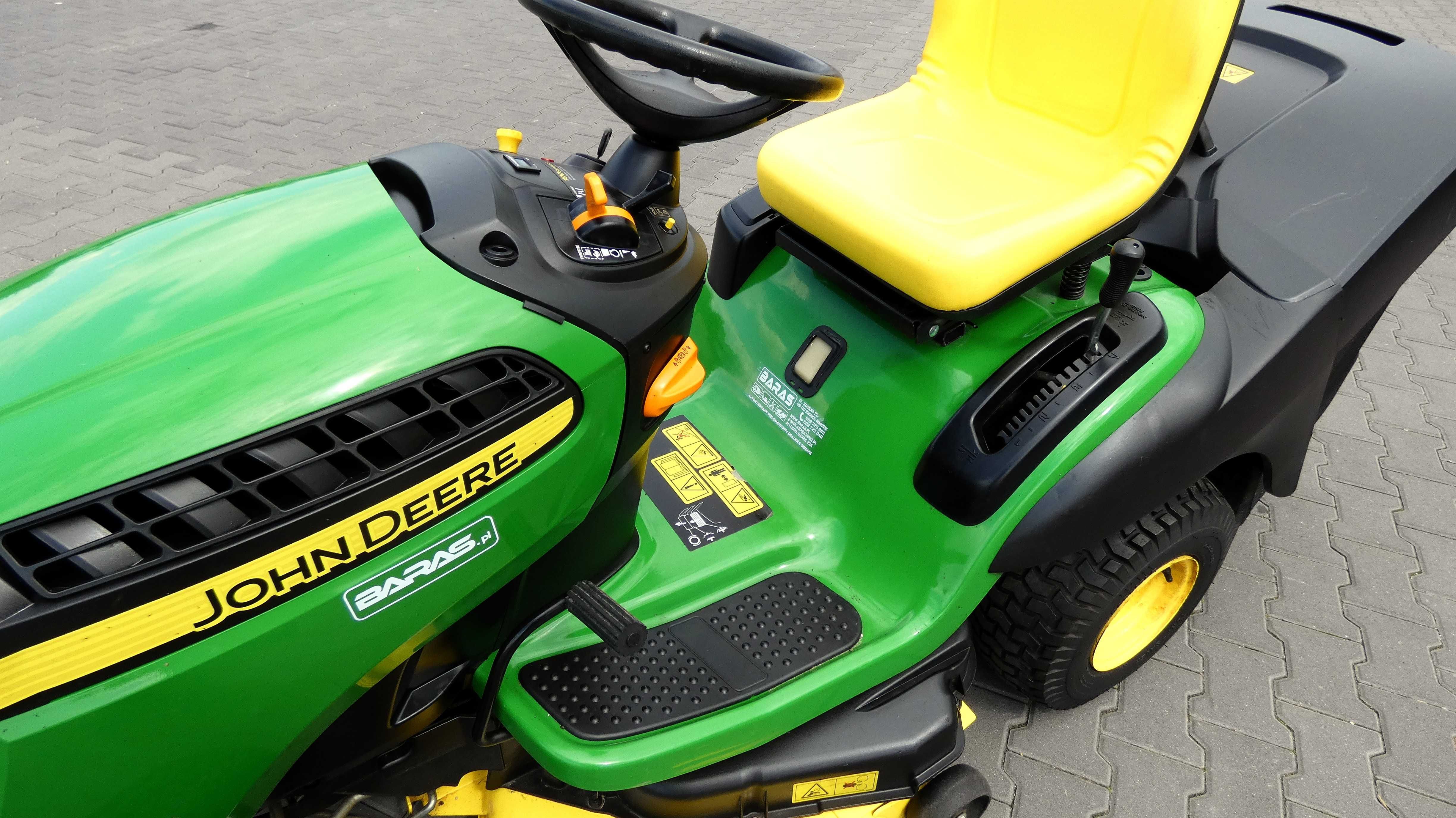 Traktorek kosiarka John Deere X155R B&S 2 Cylindry (060602.5) - Baras