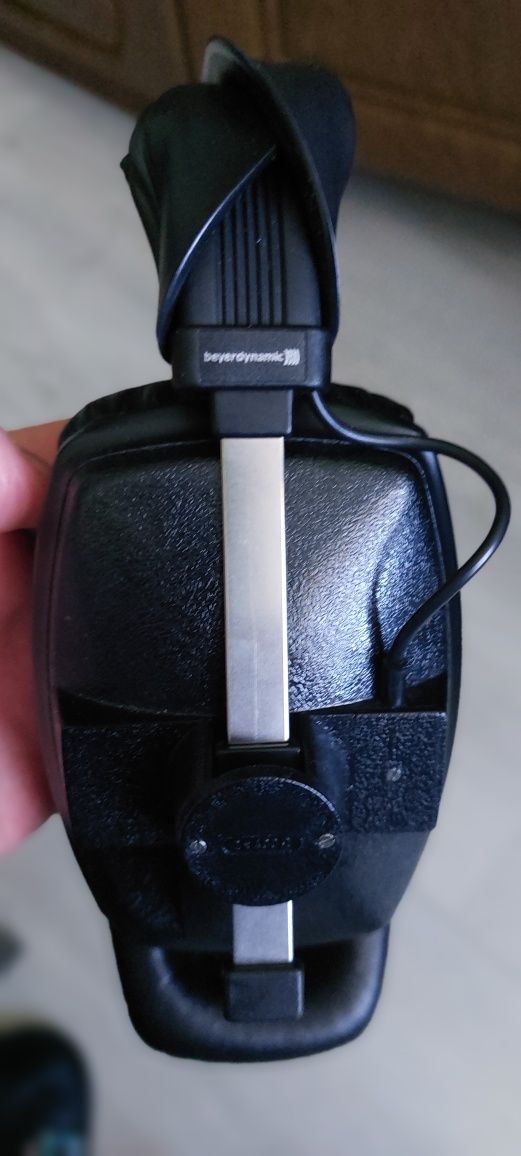 Słuchawki Beyerdynamic dt-100. Idealny. Profesjonalny.