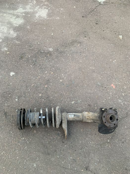 Продам стойку переднюю правую део ланос сенс