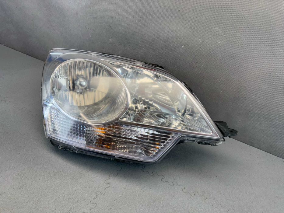 Opel Antara Lampa Przód Przednia Prawa Europa Kompletna Stan BDB