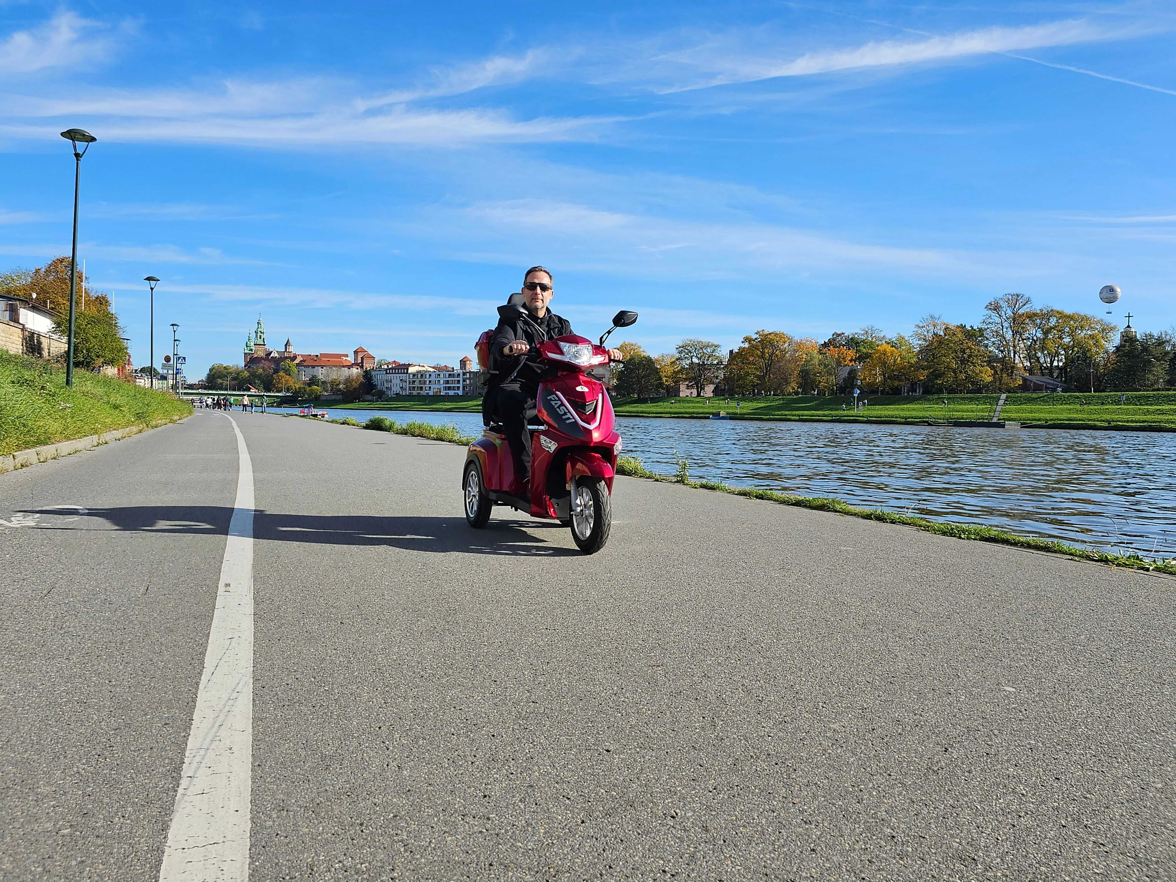 Skuter elektryczny Electroride Fasti 3 Max, czerwony