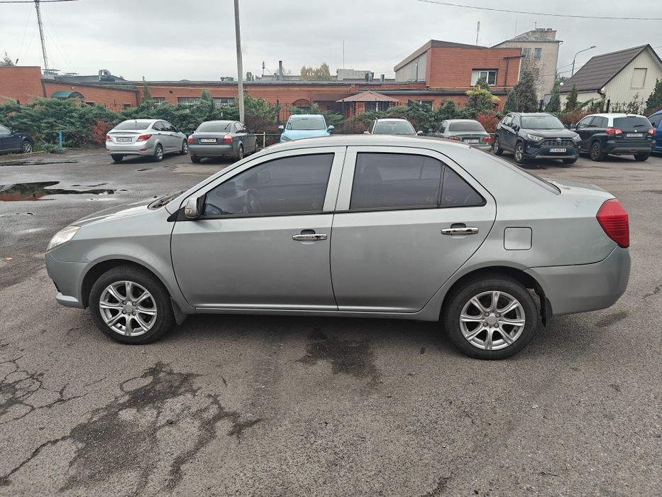 Geely MK    Джили