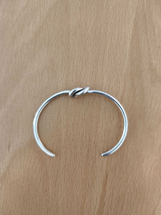 Vendo pulseira nova em prata, MBM