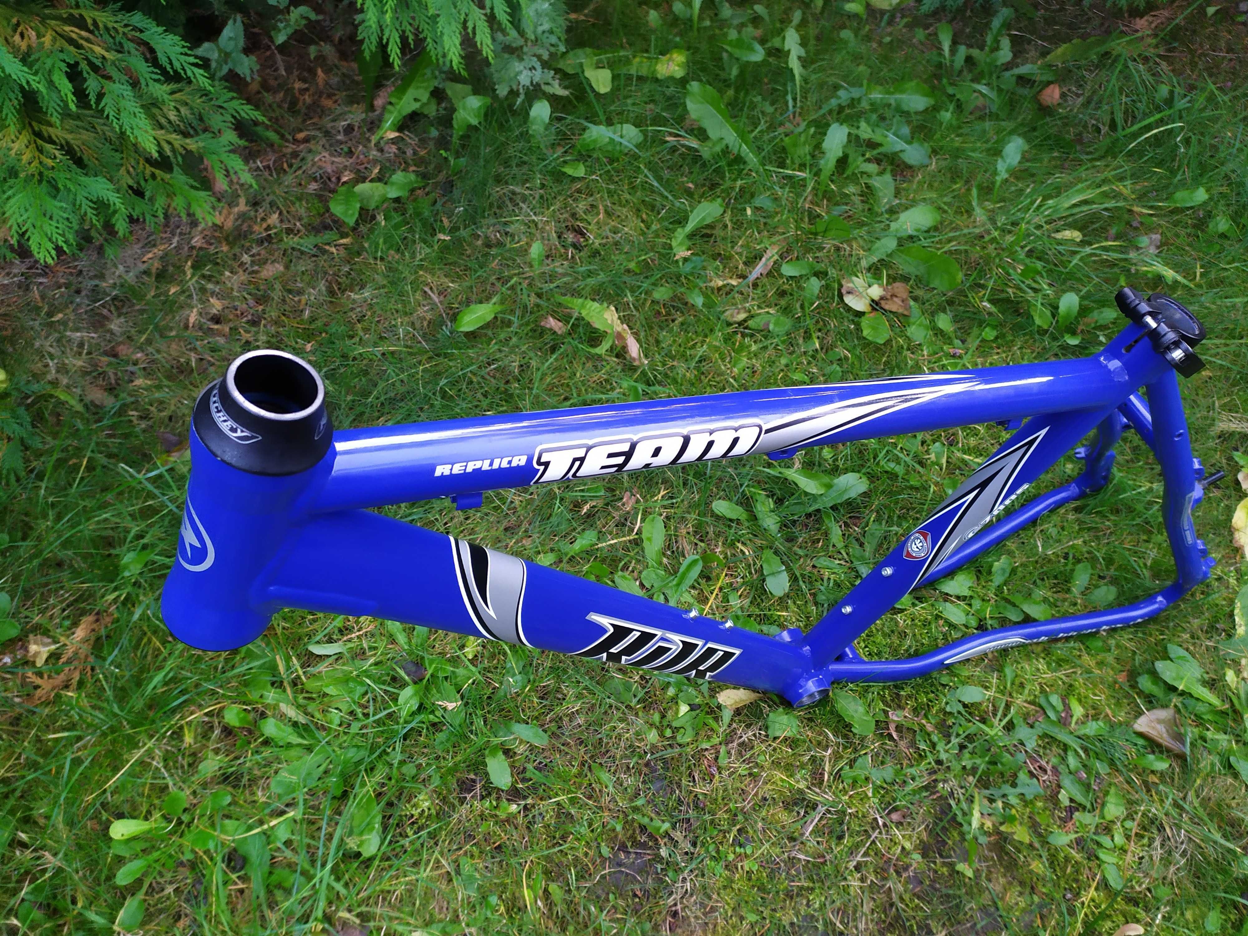 RDR Team Replica rama Alu  Koła 26 / 27,5'' Roz. 19'' Polecam