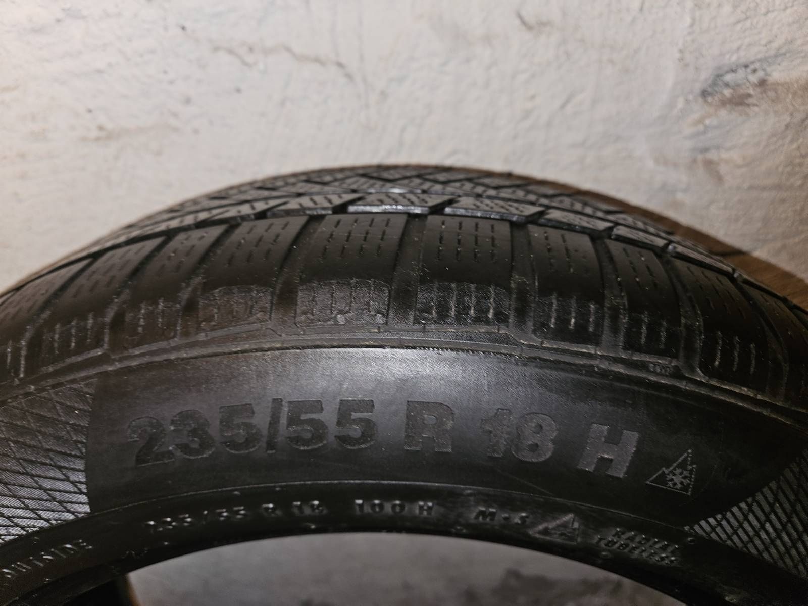 Komplet zimowych opon Dunlop i Continental 235/55/R18 (4)