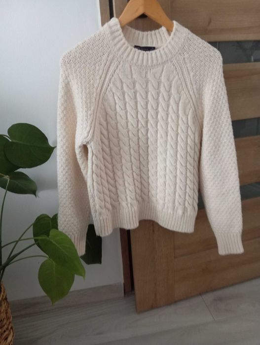 Gruby, ciepły sweter damski