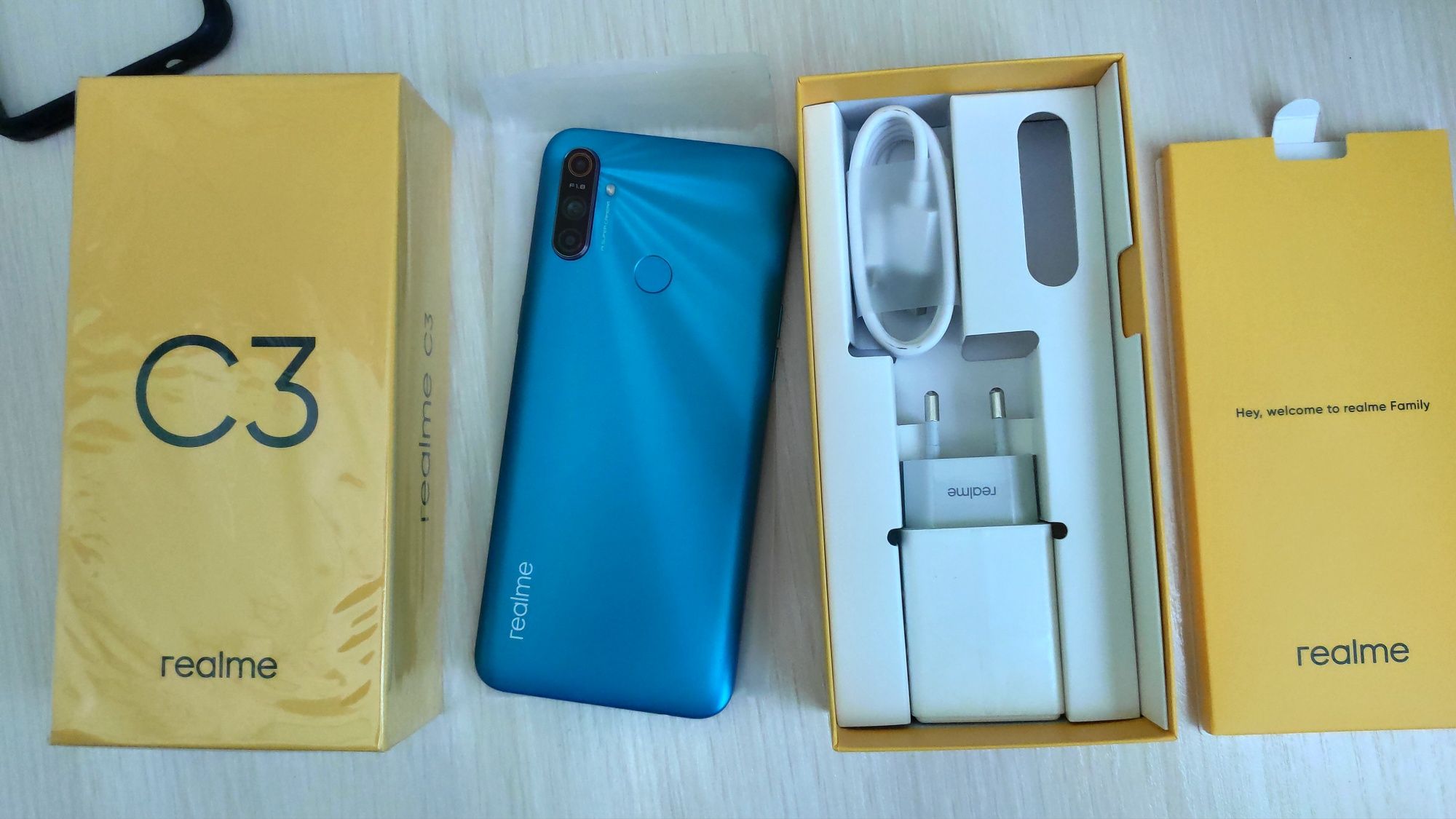 Realme c3, 3/64, NFC