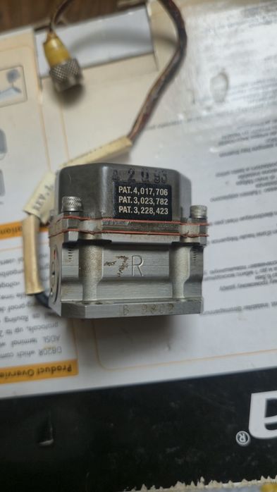 Сервоклапан, сервопривод  MOOG D030-235С