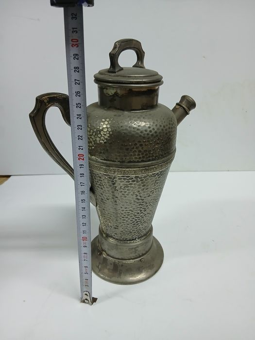 Cocktail Shaker Art Deco c/ caixa de música