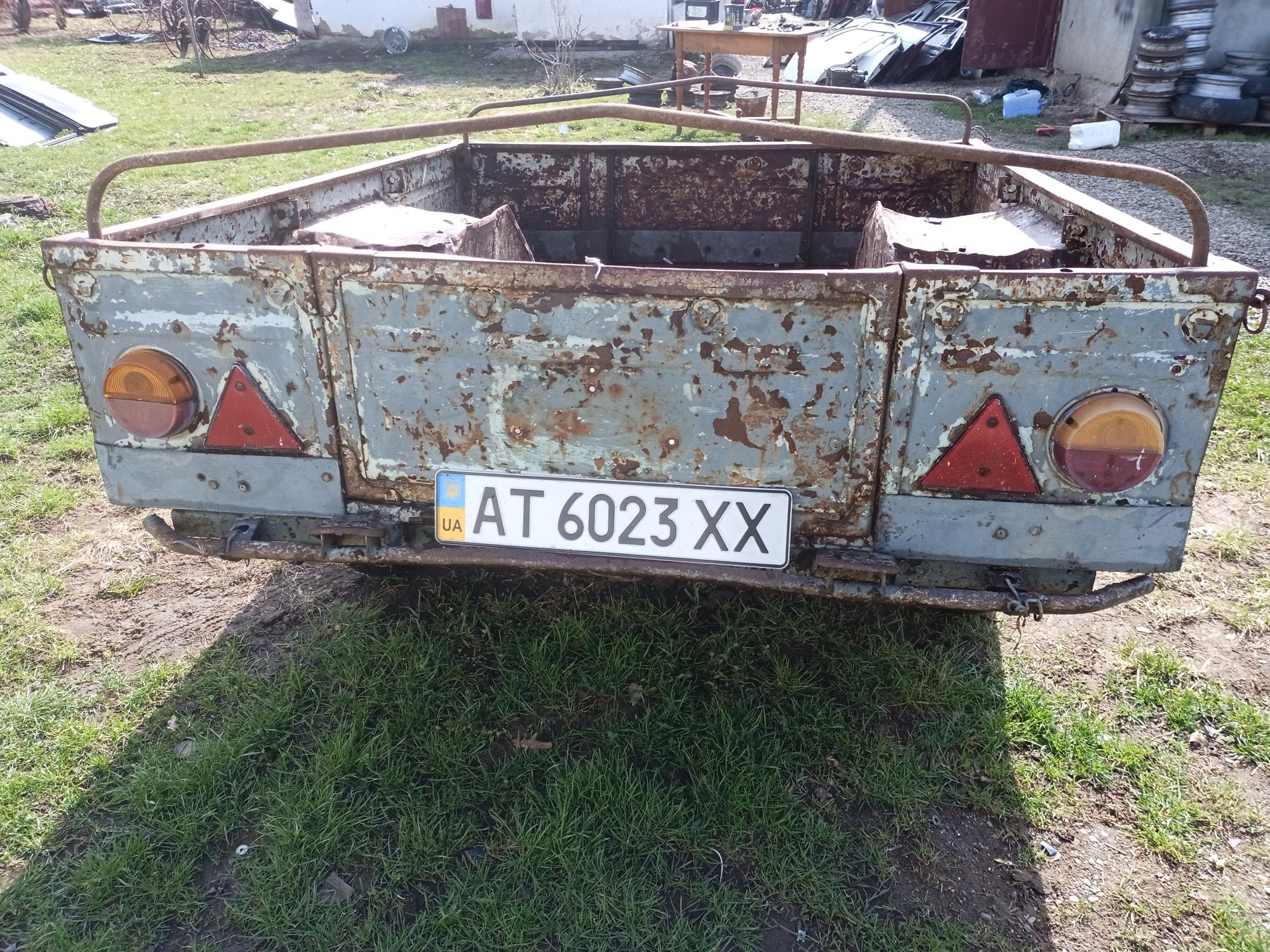Прицеп легковий з документами причіп до авто на рейсорах