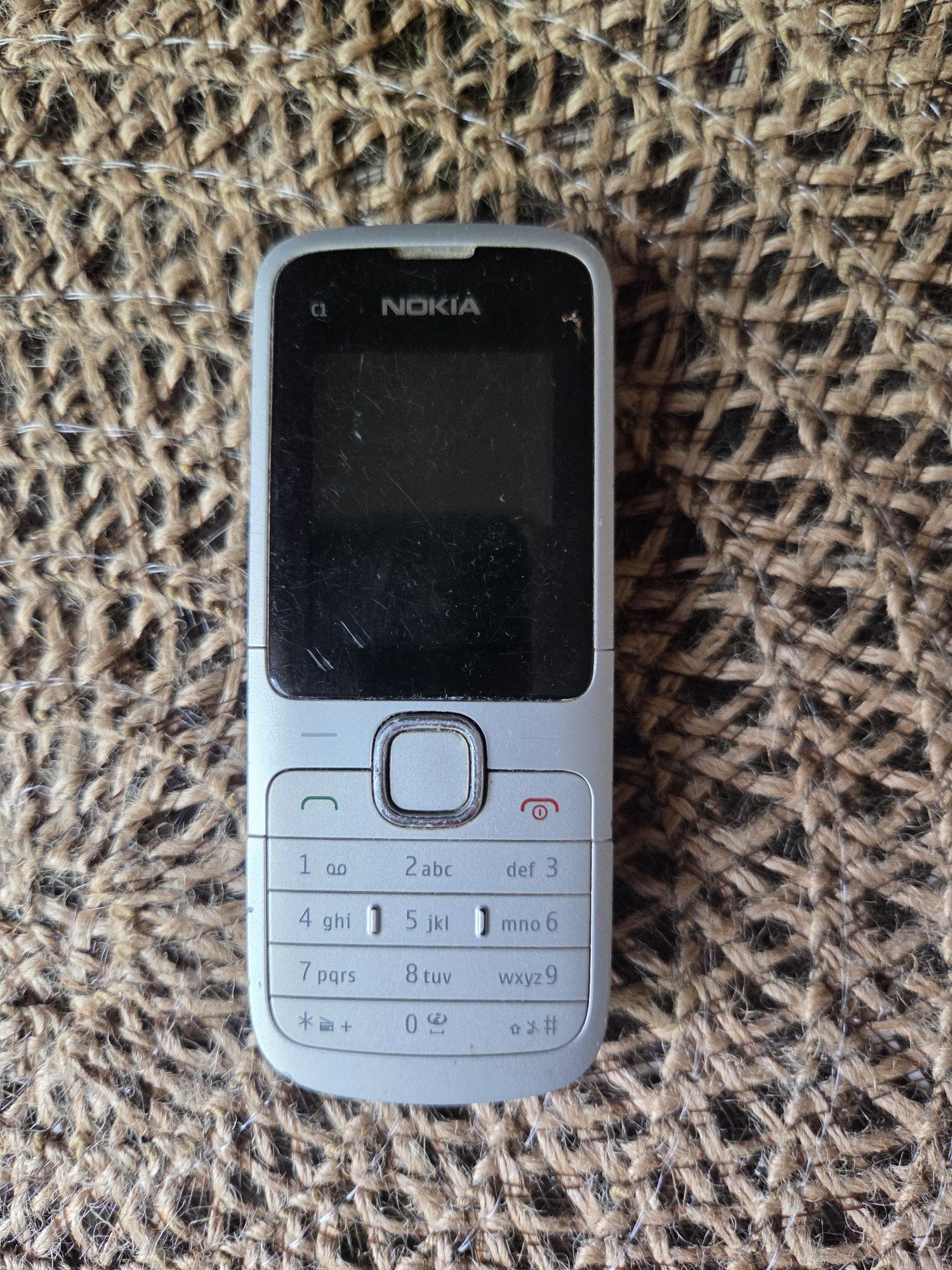 Nokia  C1 -01  telefon
