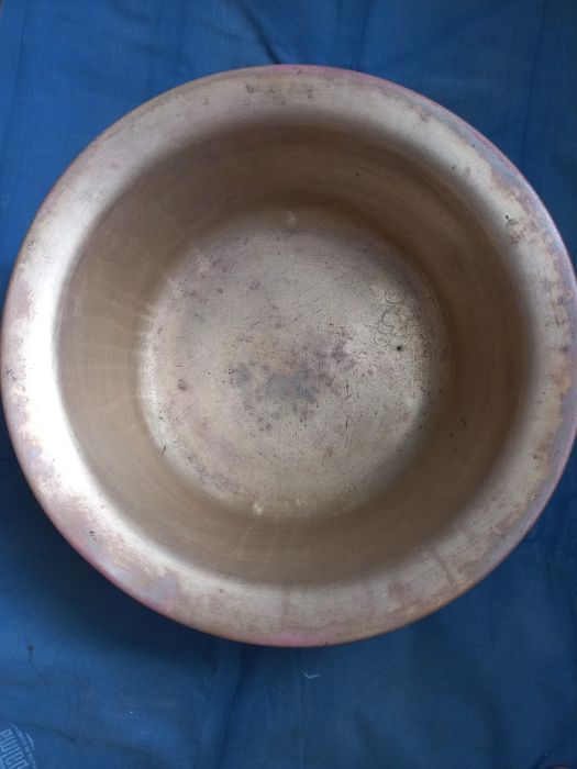 Таз медный латунный