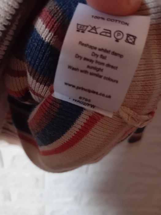 Sweter damski Principles w paski, dekolt V, rękaw 3/4 100% bawełna