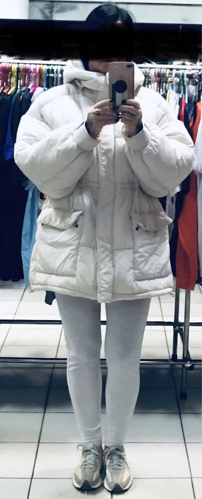 Kurtka bezowa puchowa 40 L