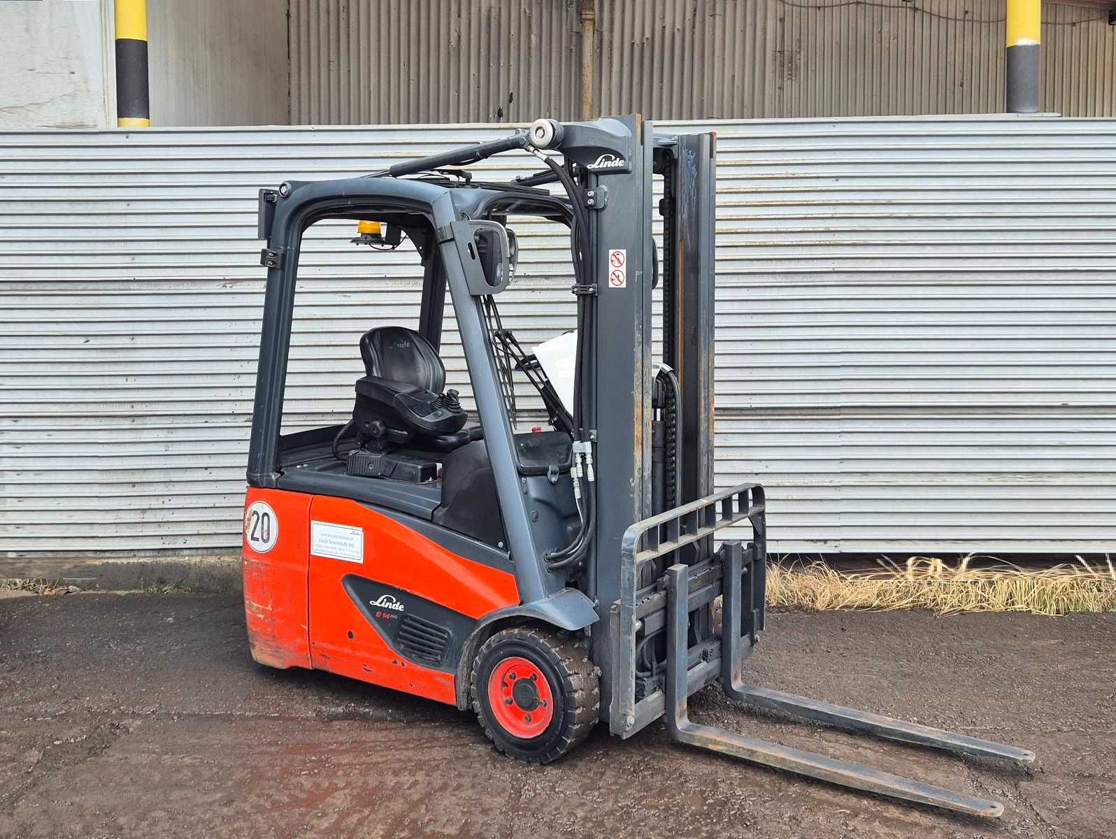 Linde E14 • TRIPLEX • 2019r • 2000 mtg • wózek widłowy elektryczny
