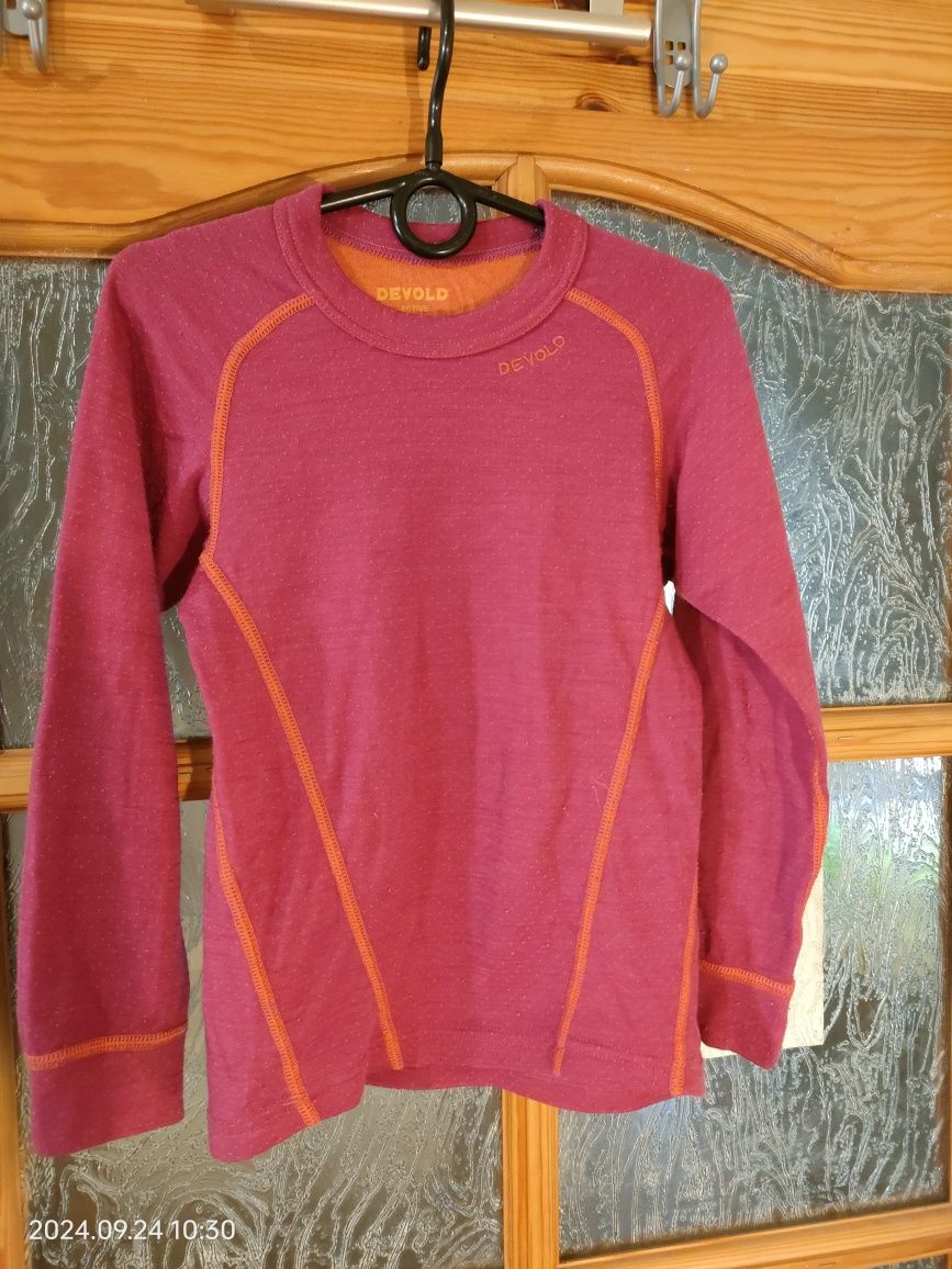 Bluzka termiczna r.128 80% wełna merino