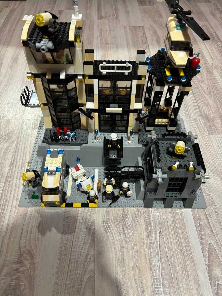 LEGO 7237 City Posterunek Policji