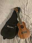 Ukulele w idelanym stanie model SEGOVIA soprano SE-20C NT
