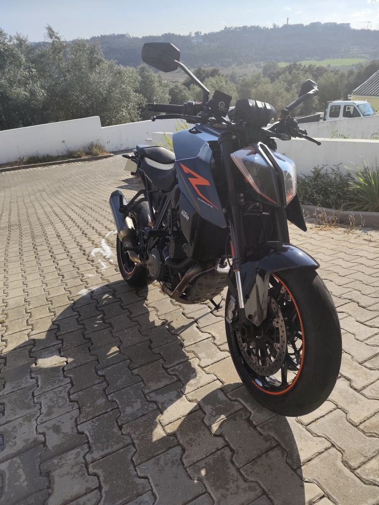 KTM Superduke 1290 R