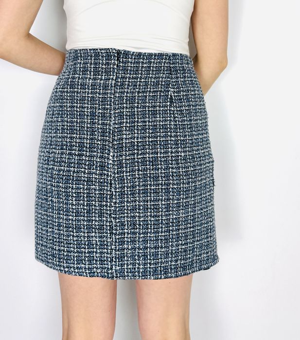 Spódnica mini z tkaniny boucle S 36