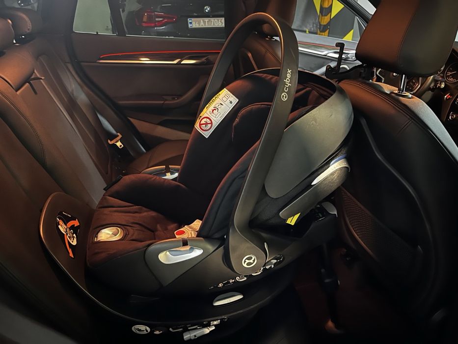 Автокрісло Cybex з БАЗОЮ Z i-Size ТА ПЕРЕХІДНИКАМИ для коляски!!