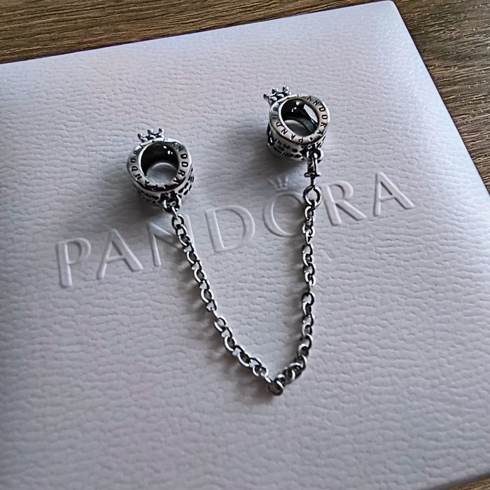 Charms/łańcuszek do bransoletki Pandora