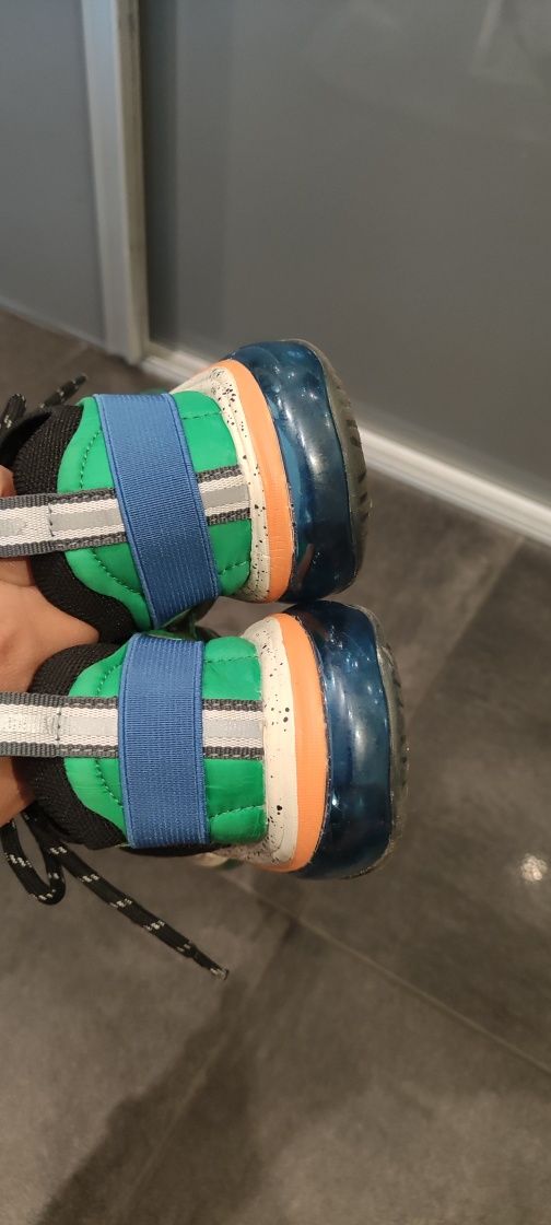 Buty dla chłopca.  Rozmiar 30 sandały, adidasy Zara, Adidas Gazelle