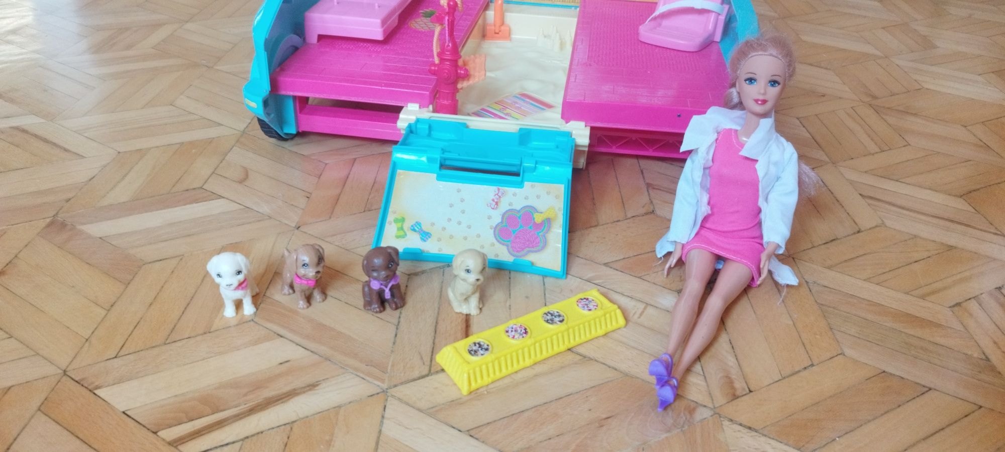 Kamper Barbie  lalka