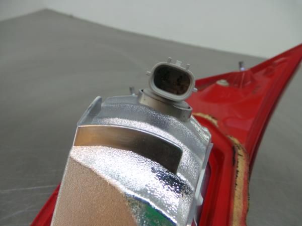 Farolim da mala direito TOYOTA Auris Hatchback (_E18_)