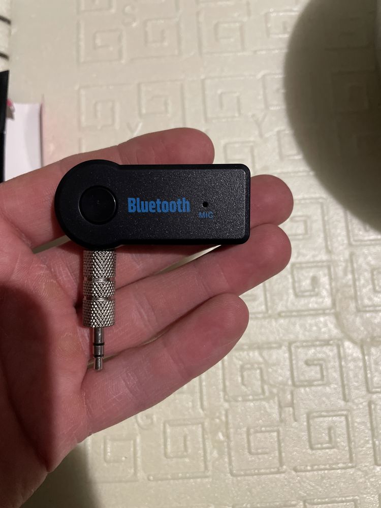 Автомобільний Bluetooth через AUX адаптер аудиоприемник
