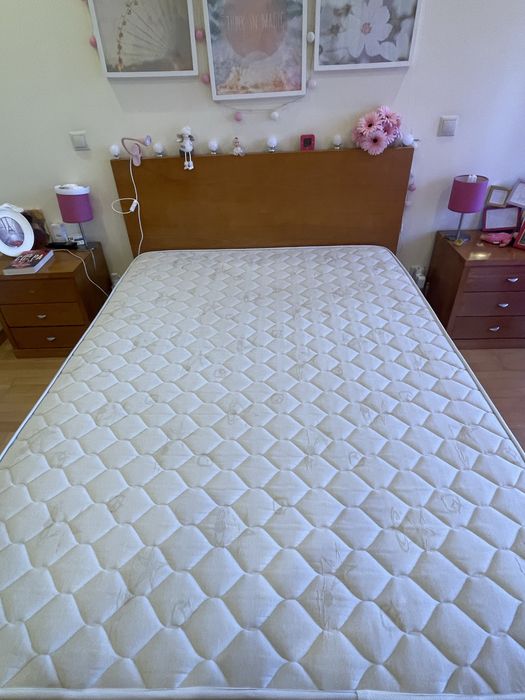 Mobilia de quarto de casal