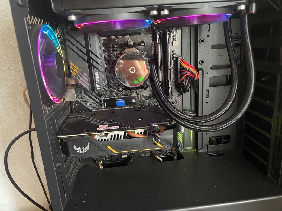 Pc gaming ryzen 7 3700 X/ GTX 1660 Super