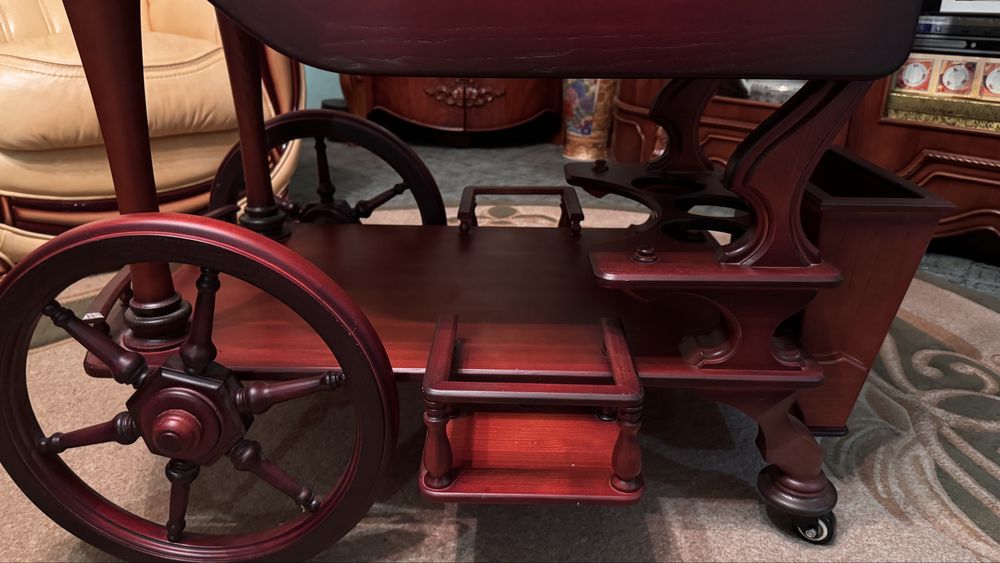 Фуршетний стіл ,стіл розкладний ,журнальний стіл з дерева