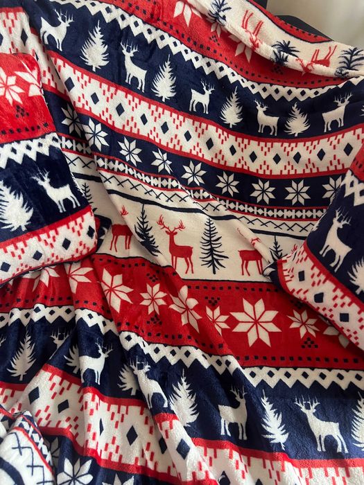 Koc Świąteczny Miękki Narzuta Ciepły 160x200 cm +2 poszewki poduszkę