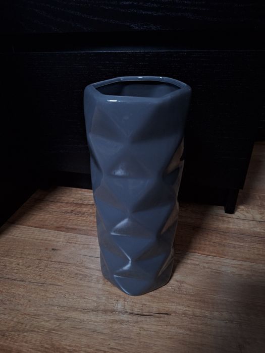 Wazon w geometryczny wzór Tedi