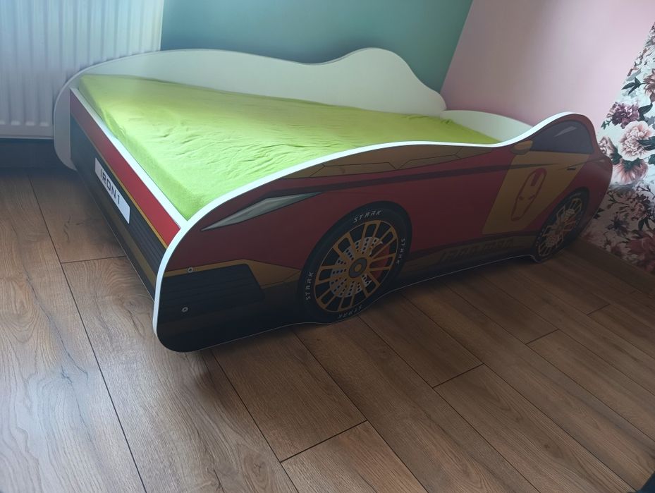 Sprzedam łóżko - auto