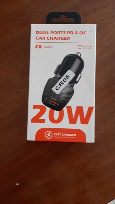 Автомобильное зарядное устройство QCY 20W