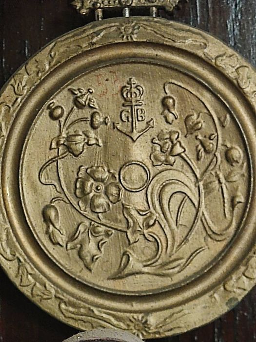 РАРИТЕТ настенные часы Густав Беккер