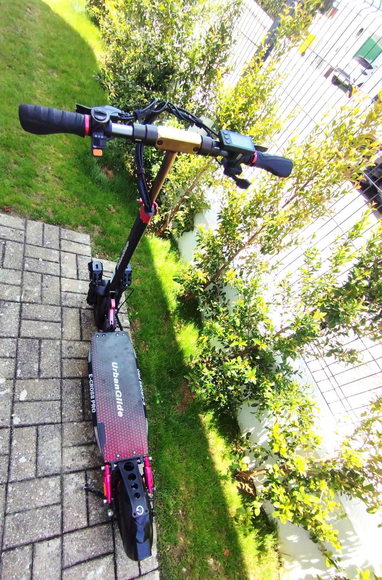 Trotinete UrbanGlide E-Cross Pro