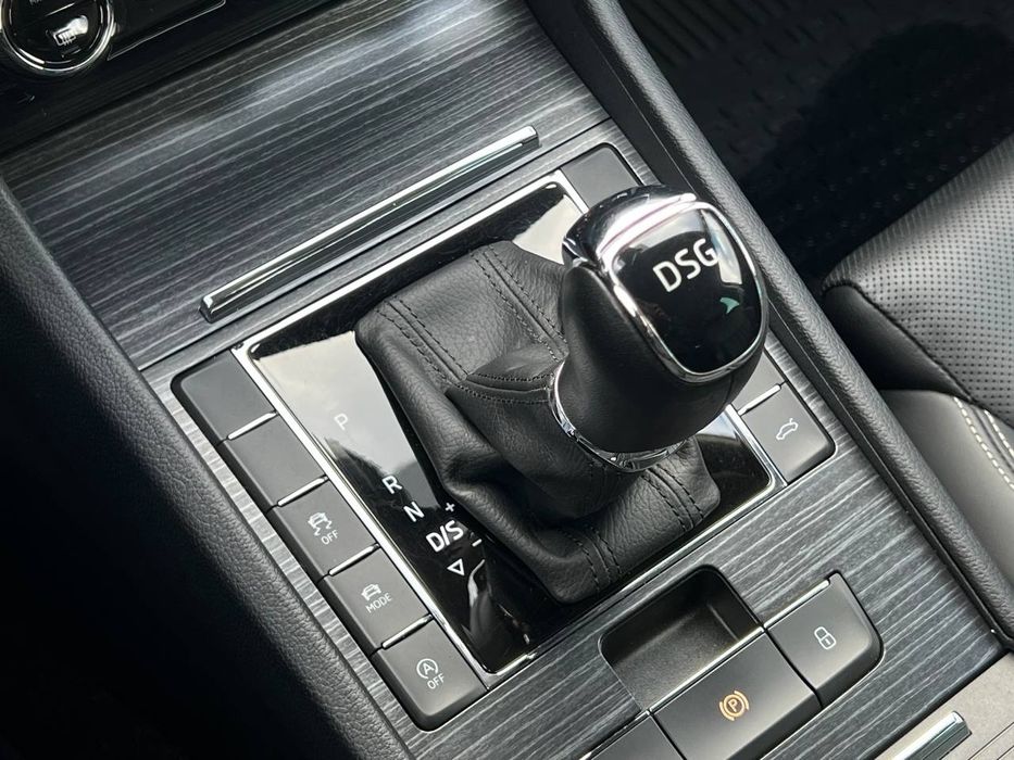 Skoda Superb 2021р. Premium Plus.