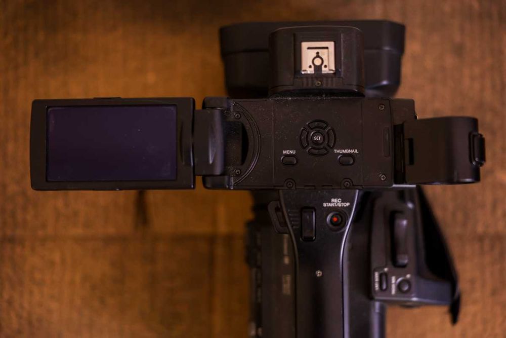 Kamera Sony HXR-NX100