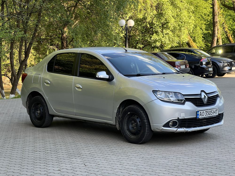 Renault Logan 1.6 газ/бенз 2013р терміново