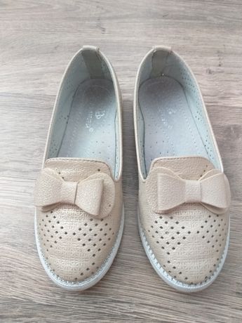 Туфлі на дівчинку (18 см стілька)
